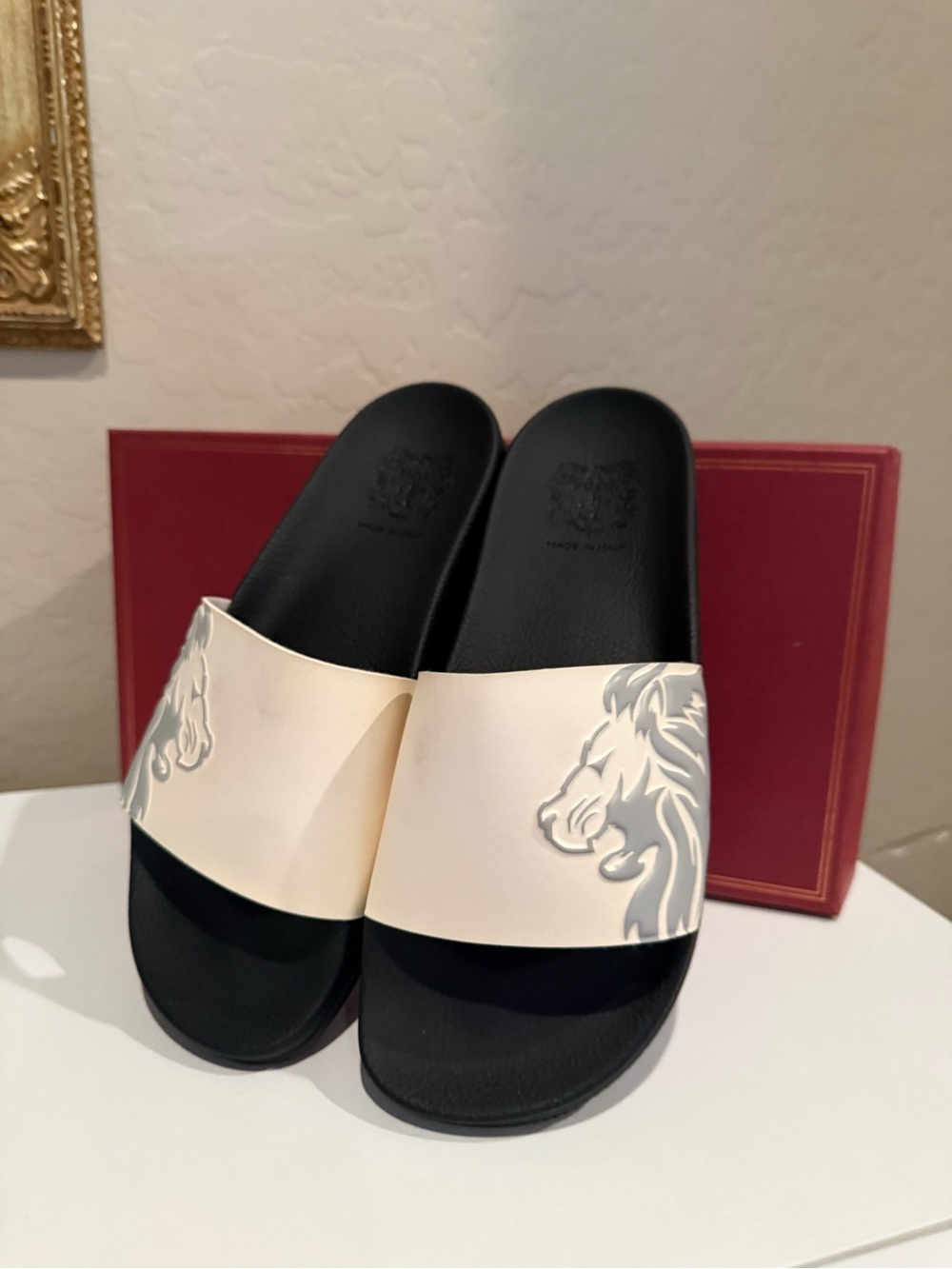 Bruno Magli Men's Messe Lion Head Slide Sandal mens size 9 NWT